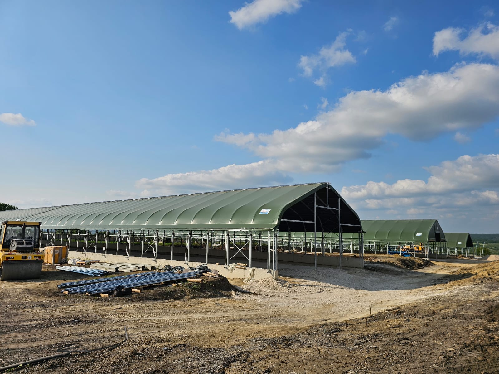 Padoc și structură Smart Farm Tunel, Moldova